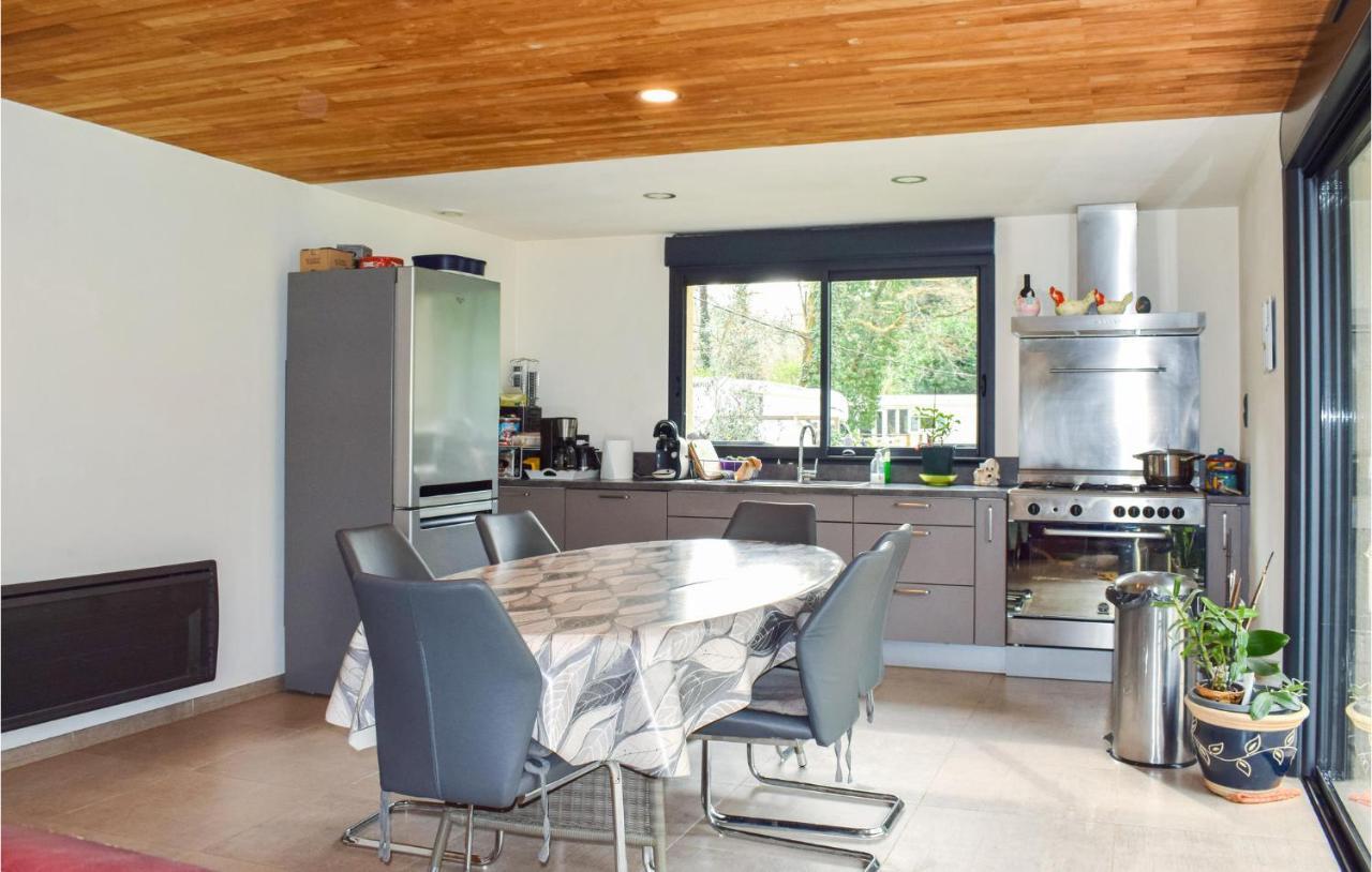Beautiful Home In Pradines With Kitchen Luaran gambar